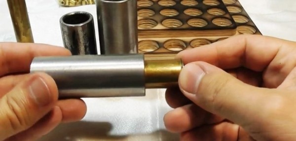 Снаряжение охотничьих патронов