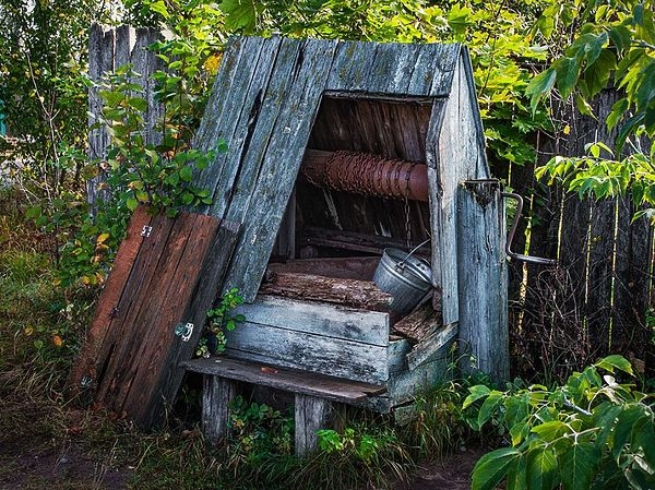 Вода в источнике может стать опасной