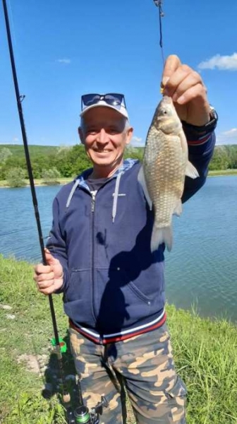 За амуром на домашнее озеро