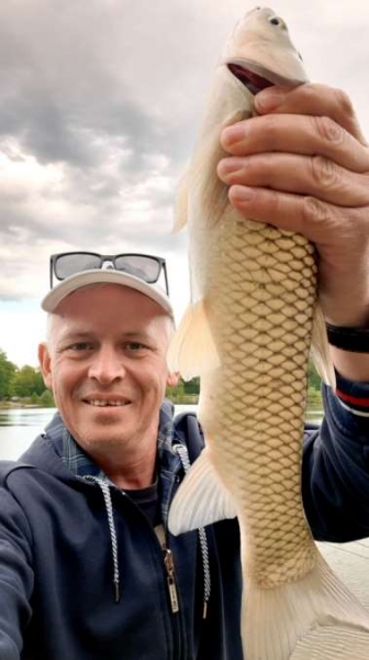 За амуром на домашнее озеро