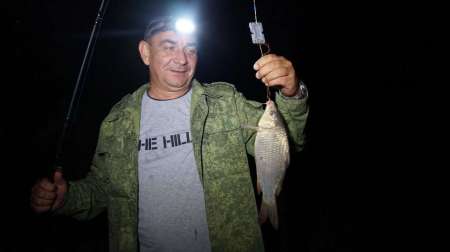 Ночная рыбалка на День рыбака