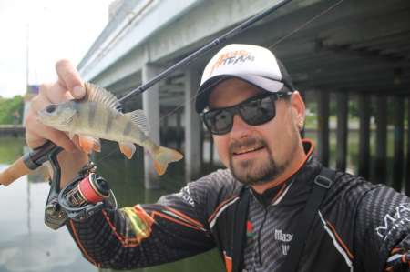 Тестируем новый спиннинг для мормышинга 2020 Тестируем новый спиннинг для мормышинга 2020