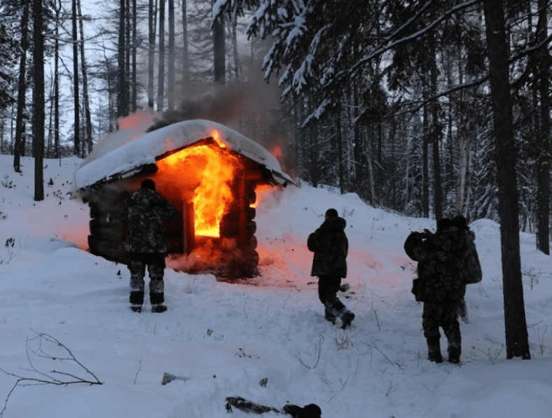 Ночевка в зимовье в тайге